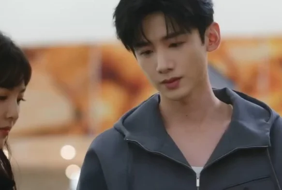 Кадр к 9 серии «Первый мороз»