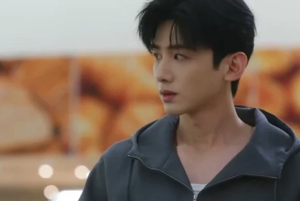 Кадр к 9 серии «Первый мороз»