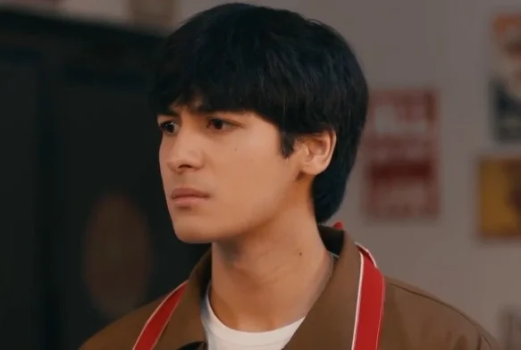 Кадр к 8 серии «Жемчужина класса Е»