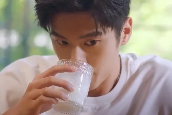 Кадр к 3 серии «Эксклюзивная любовь»