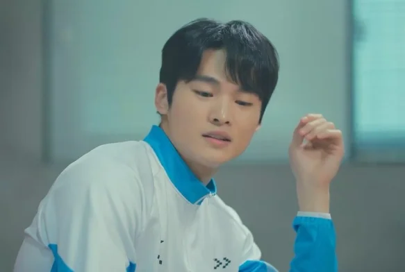 Кадр к 6 серии «ФК продан»