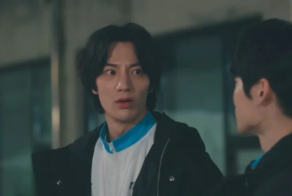 Кадр к 6 серии «ФК продан»