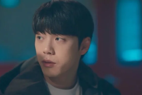 Кадр к 6 серии «ФК продан»