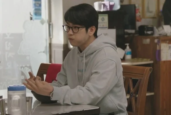 Кадр к 3 серии «Ведьма»