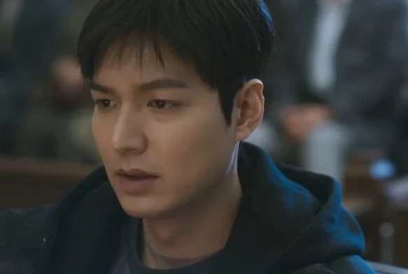 Кадр к 15 серии «Спроси у звёзд»