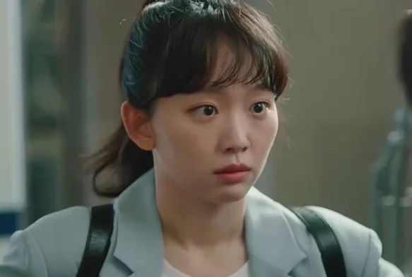 Кадр к 2 серии «Старшая школа под прикрытием»