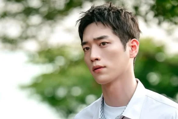 Кадр к 2 серии «Старшая школа под прикрытием»