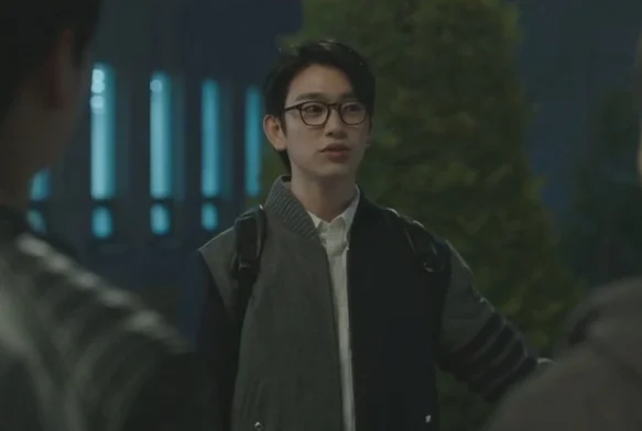 Кадр к 4 серии «Ведьма»