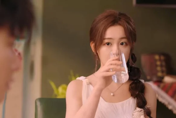 Кадр к 8 серии «Дождь любви»