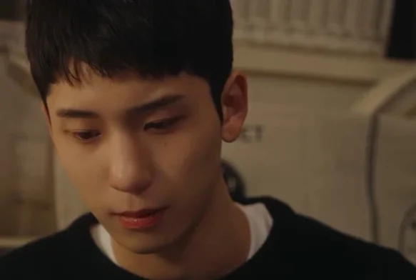 Кадр к 7 серии «Пятно на сердце»