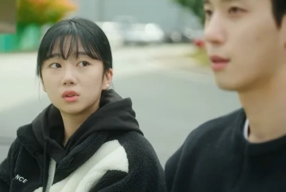 Кадр к 7 серии «Пятно на сердце»