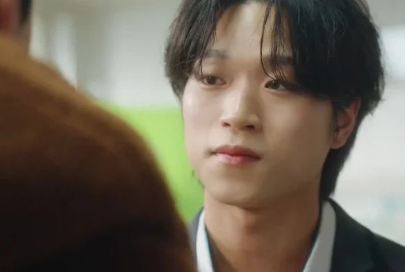 Кадр к 7 серии «Пятно на сердце»