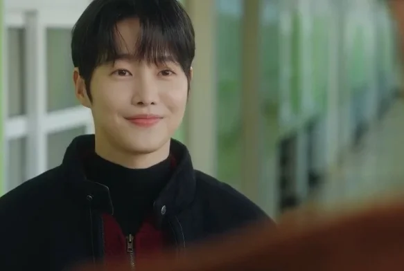 Кадр к 7 серии «Пятно на сердце»