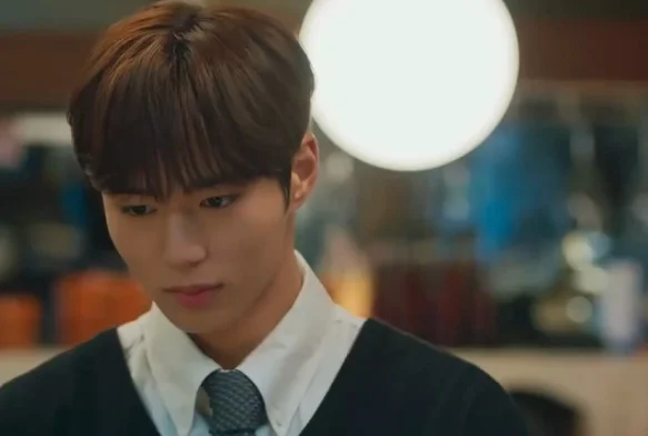 Кадр к 2 серии «Тайные отношения»