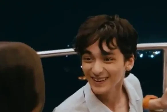 Кадр к 9 серии «Жемчужина класса Е»