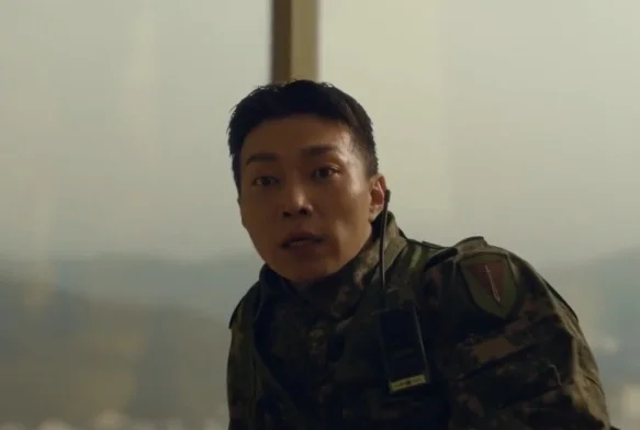 Кадр к 5 серии «Ньютопия»