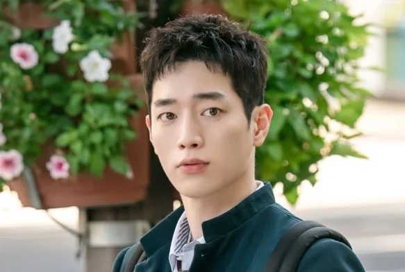 Кадр к 4 серии «Старшая школа под прикрытием»