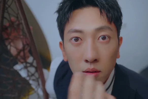 Кадр к 5 серии «Вечный дворецкий»