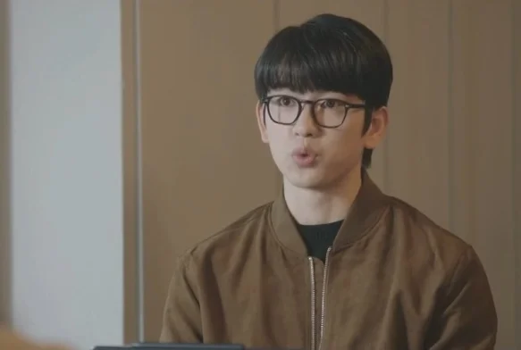 Кадр к 6 серии «Ведьма»