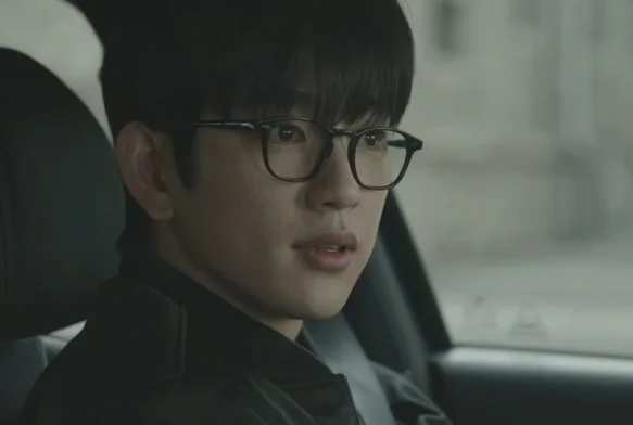 Кадр к 6 серии «Ведьма»