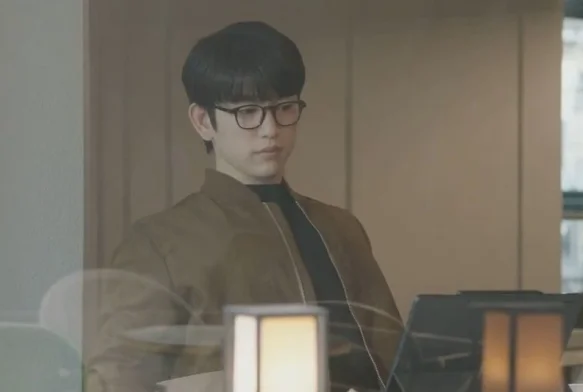 Кадр к 6 серии «Ведьма»