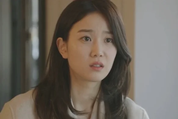 Кадр к 6 серии «Ведьма»