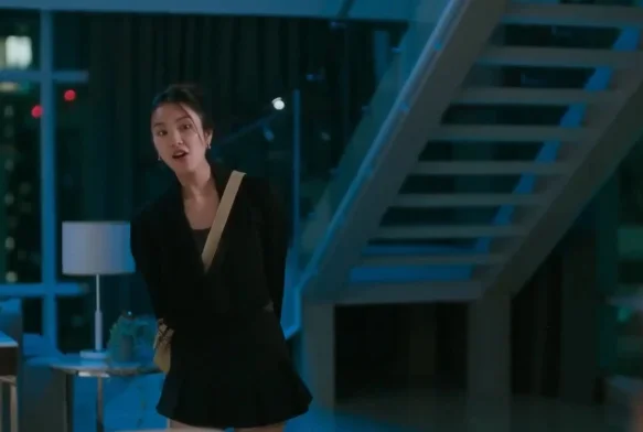 Кадр к 4 серии «Любовь старичка (тайская версия)»