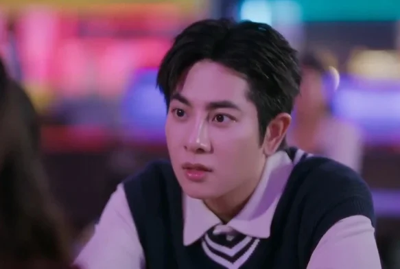 Кадр к 2 серии «Любовь старичка (тайская версия)»