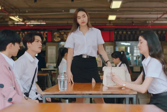 Кадр к 4 серии «Парень из соседнего мира»