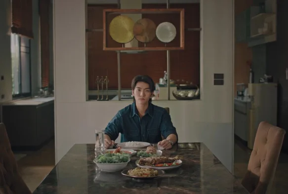 Кадр к 4 серии «Парень из соседнего мира»