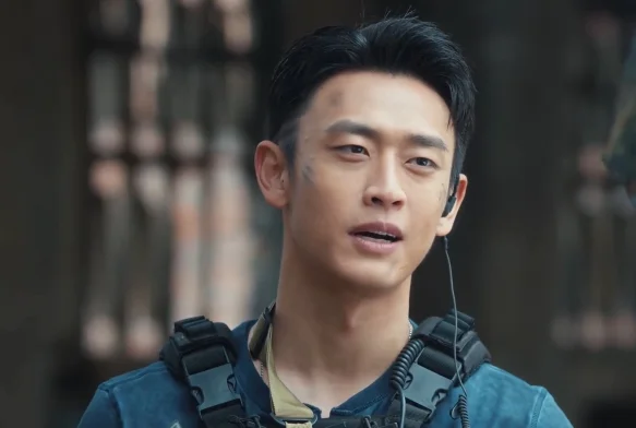 Кадр к 2 серии «Белое оливковое дерево»