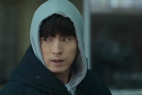 Кадр к 2 серии «Без маски»