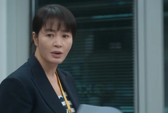 Кадр к 6 серии «Без маски»