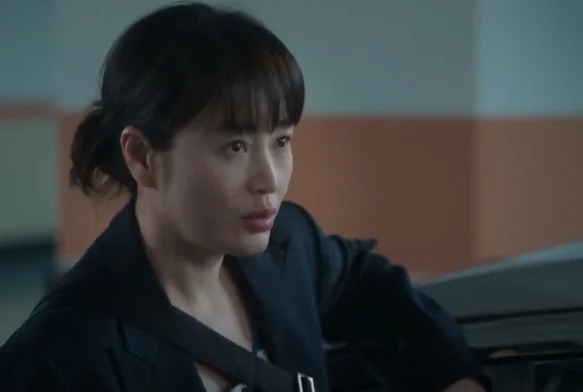 Кадр к 6 серии «Без маски»