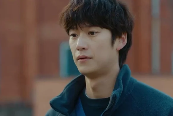 Кадр к 7 серии «Мотель Калифорния»