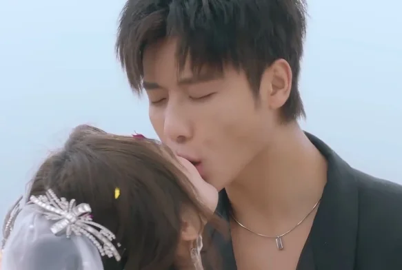 Кадр к 30 серии «Дождь любви»