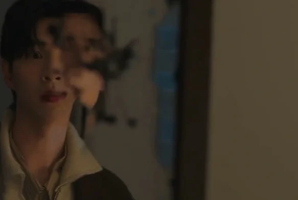 Кадр к 4 серии «Тайные отношения»