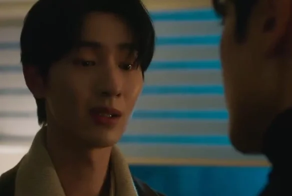 Кадр к 4 серии «Тайные отношения»