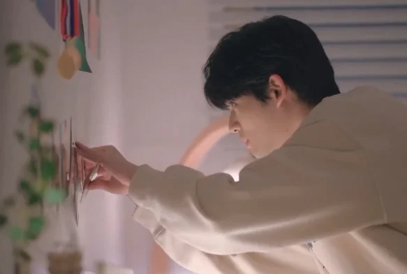 Кадр к 8 серии «ФК продан»