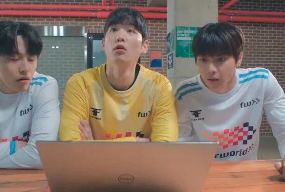 Кадр к 8 серии «ФК продан»