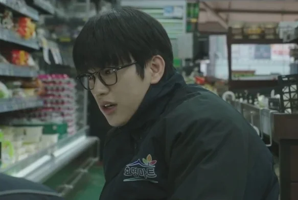 Кадр к 7 серии «Ведьма»