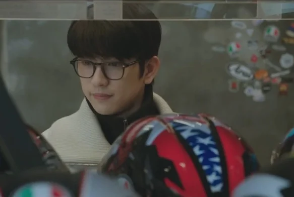 Кадр к 7 серии «Ведьма»