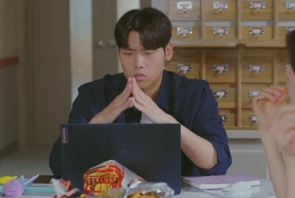 Кадр к 4 серии «Институт исследования картофеля»