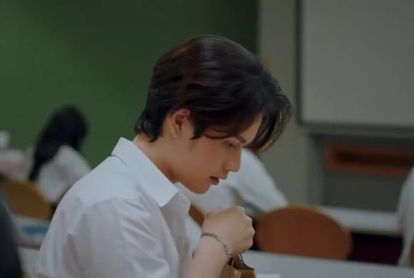 Кадр к 10 серии «Парень из соседнего мира»