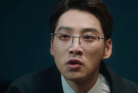 Кадр к 5 серии «Безмолвное чтение»