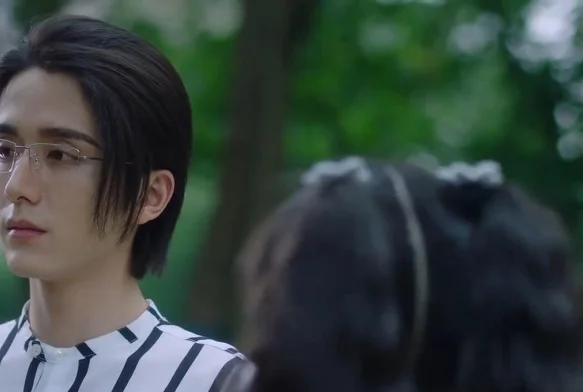 Кадр к 6 серии «Безмолвное чтение»