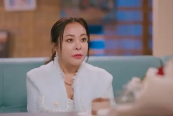 Кадр к 10 серии «Любовь старичка (тайская версия)»