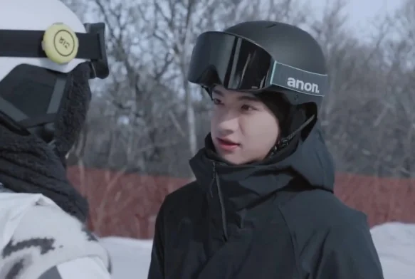 Кадр к 2 серии «Тсс, король спит»