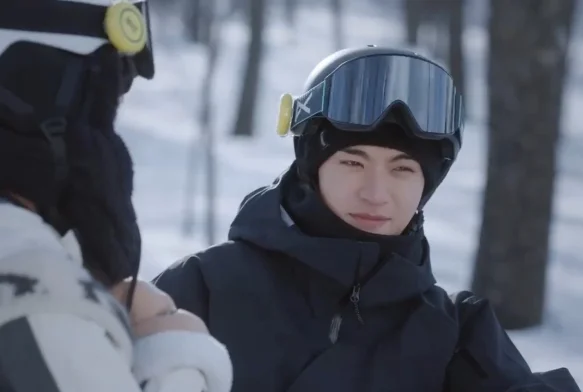 Кадр к 2 серии «Тсс, король спит»