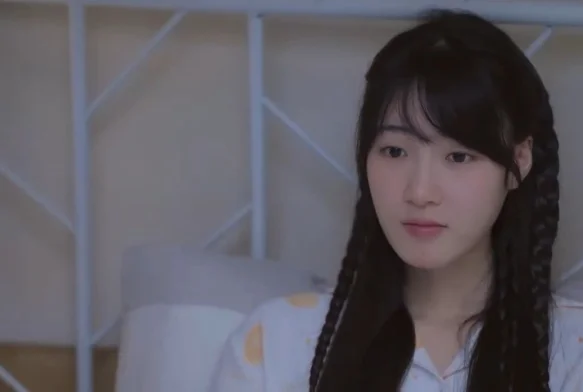 Кадр к 5 серии «Тсс, король спит»